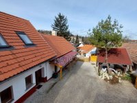 Eladó családi ház, Nemesvitán 95 M Ft, 9 szobás