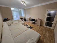 Eladó téglalakás, Veszprémben 44.9 M Ft, 2 szobás
