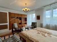 Kiadó panellakás, albérlet, Kecskeméten 200 E Ft / hó, 3 szobás
