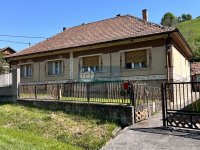 Eladó családi ház, Ózdon 16.5 M Ft, 4+2 szobás