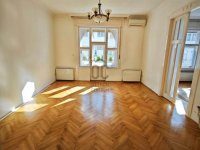 Kiadó téglalakás, albérlet, V. kerületben 808 E Ft / hó