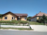 Eladó családi ház, Mogyorósbányán 90 M Ft, 2+2 szobás