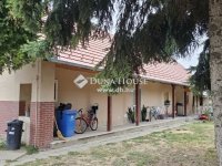Eladó családi ház, Villányban 30 M Ft, 3 szobás
