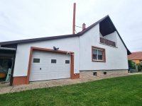 Eladó családi ház, Hegyeshalomban 75 M Ft, 2+2 szobás