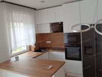 Eladó családi ház, Kisbajcson 87.9 M Ft, 3 szobás