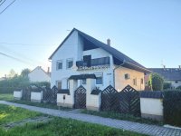 Eladó családi ház, Simontornyán 42 M Ft, 8 szobás