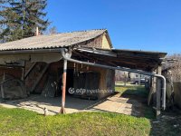Eladó családi ház, Szekszárdon 31 M Ft, 1 szobás