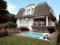 Eladó családi ház, Budaörsön 385.5 M Ft, 6 szobás