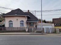 Eladó családi ház, Komlón, Pécsi úton 41.89 M Ft, 3+1 szobás