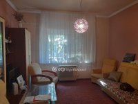 Eladó családi ház, Szegeden 54.9 M Ft, 3 szobás