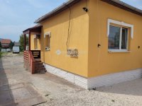 Eladó családi ház, Esztergomban 49.9 M Ft, 3 szobás